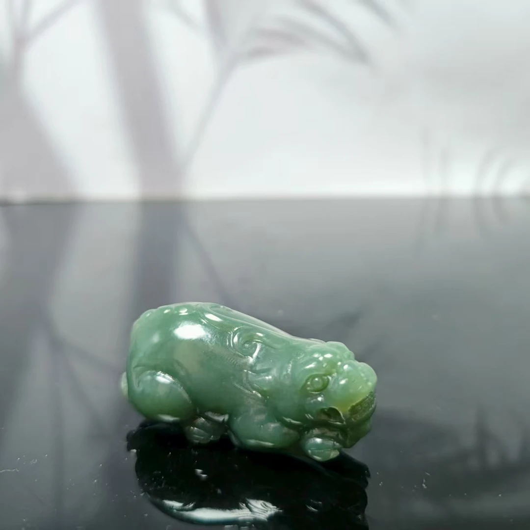 Z和田玉貔貅吊坠0442