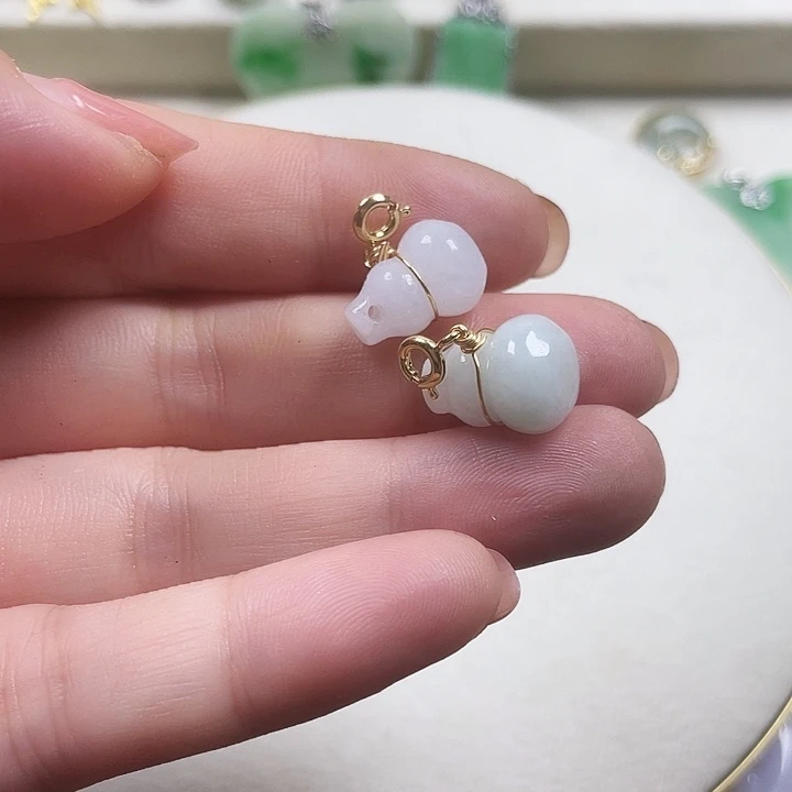 翡翠14K金镶嵌颈饰