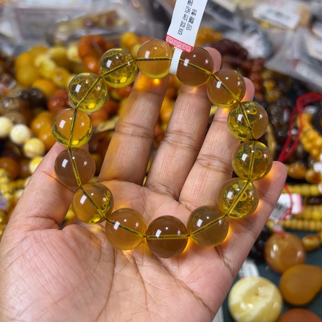 未镶嵌琥珀珠宝奇石489