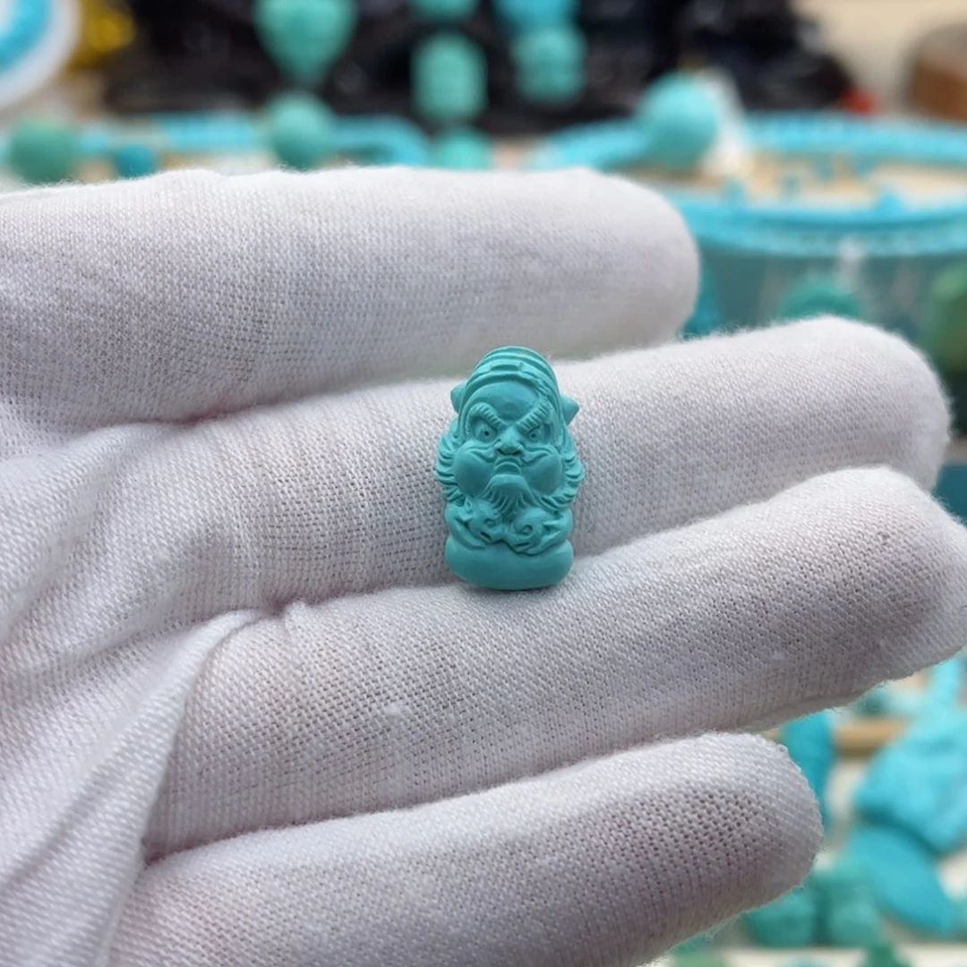 绿松石配饰未镶嵌