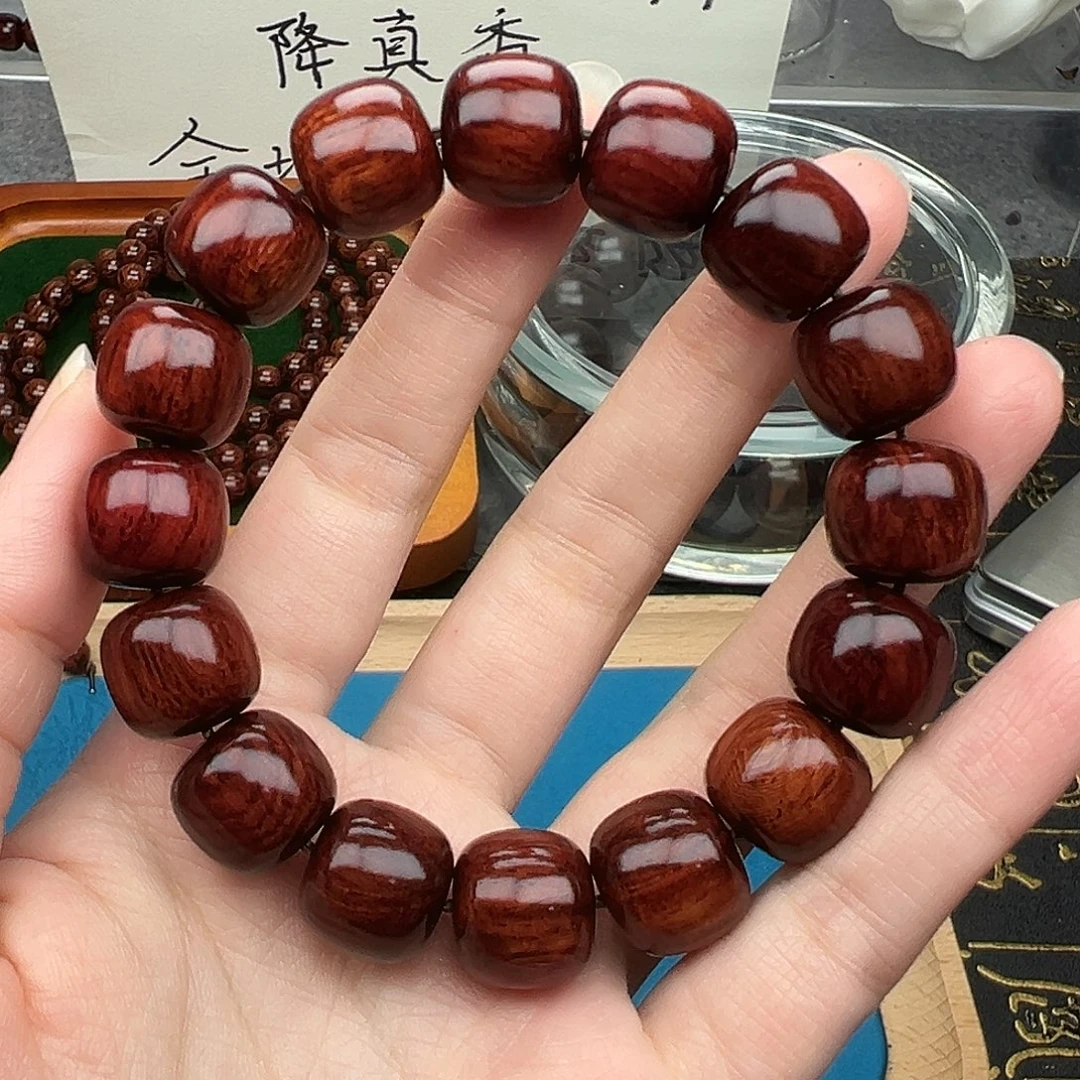 木1314海南红降满油芝麻点