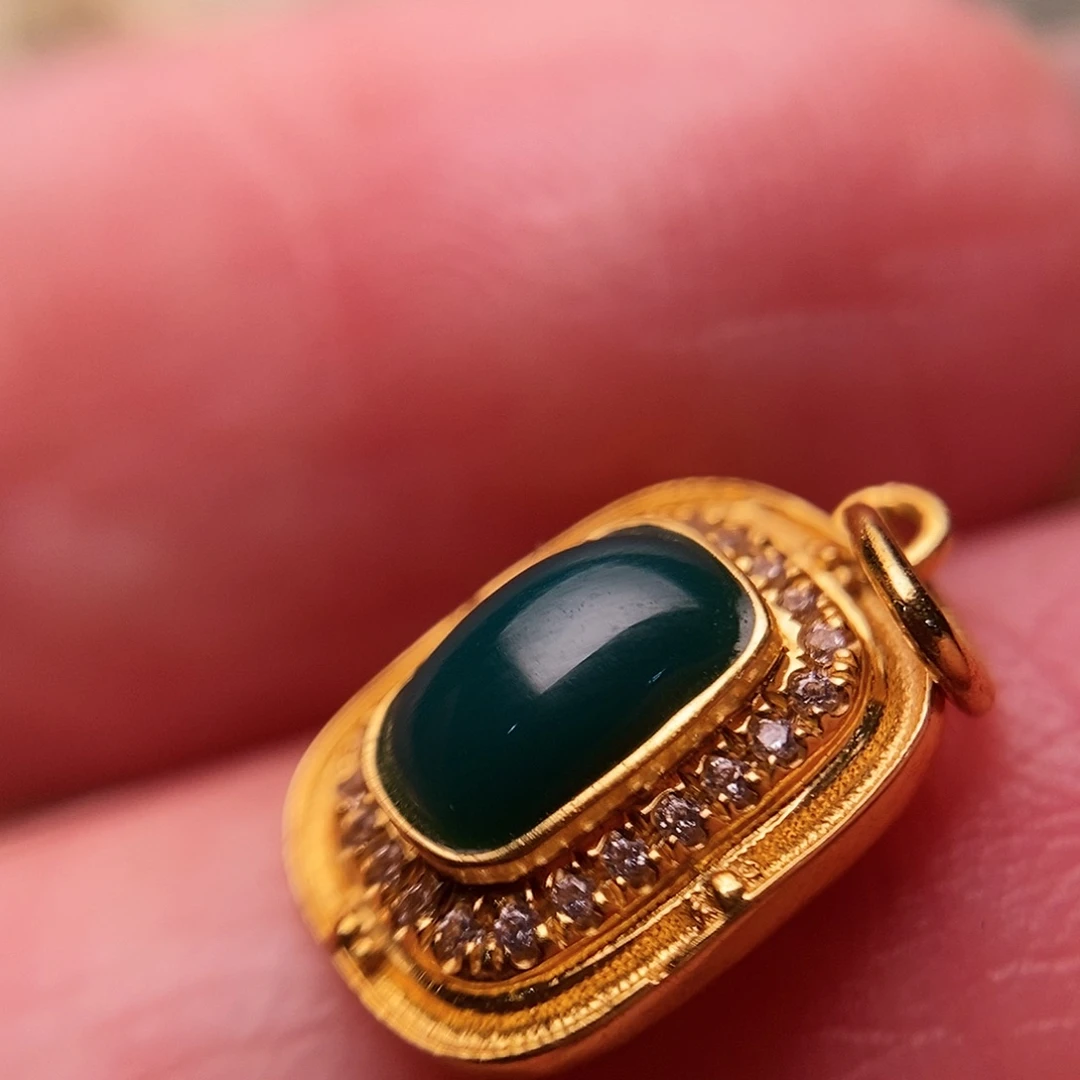 绿松石配饰18K金镶嵌