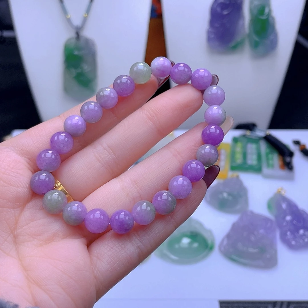 翡翠吊坠(赠链)未镶嵌