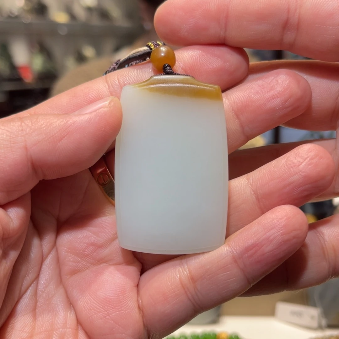 和田玉颈饰未镶嵌樂