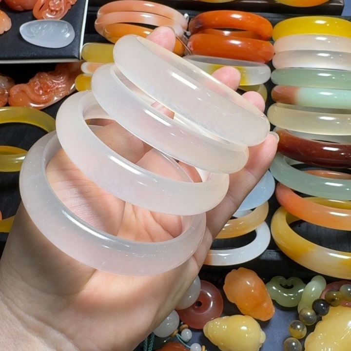 米***】石英质玉（金丝玉）未镶嵌手镯4个