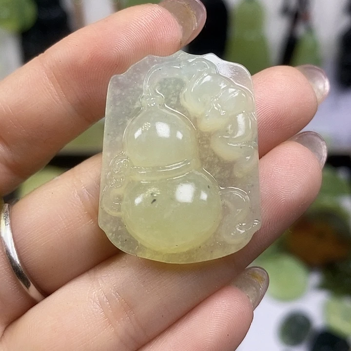 蛇纹石玉合金颈饰47