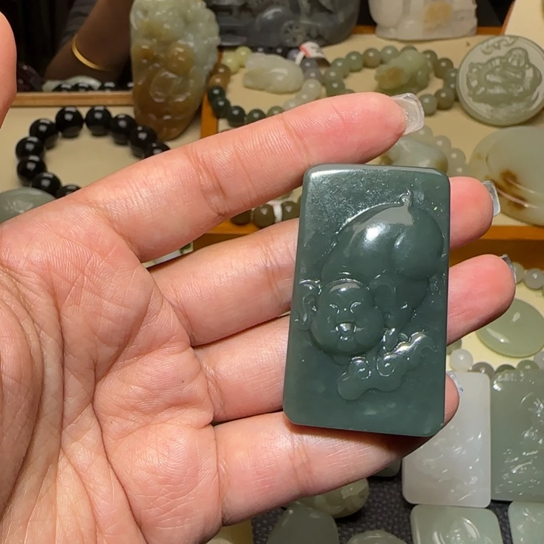 和田玉未镶嵌颈饰