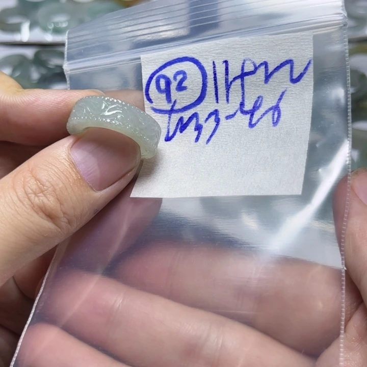 定制翡翠未镶嵌明天