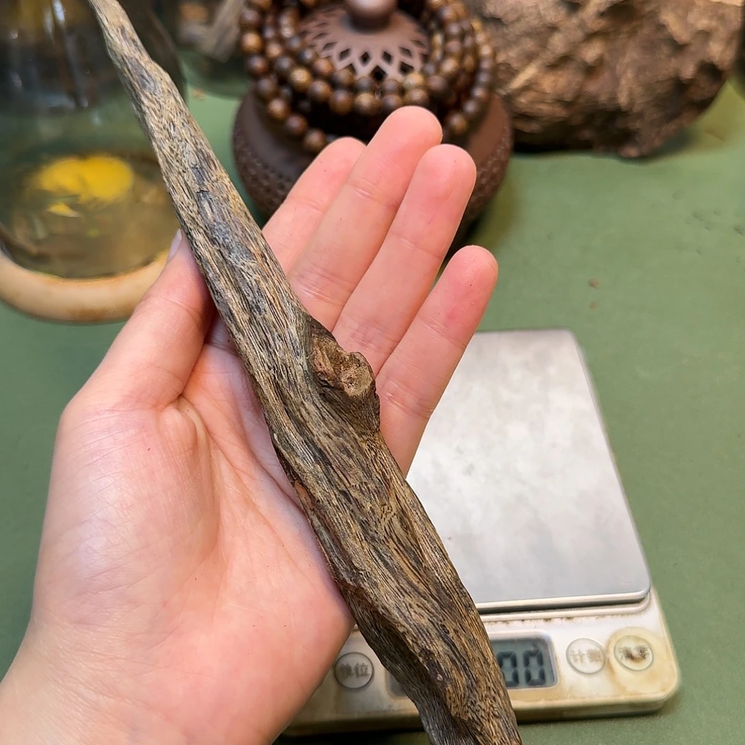 沉香沉香碎屑海南高端红骨凹身树心油虫漏老料25克