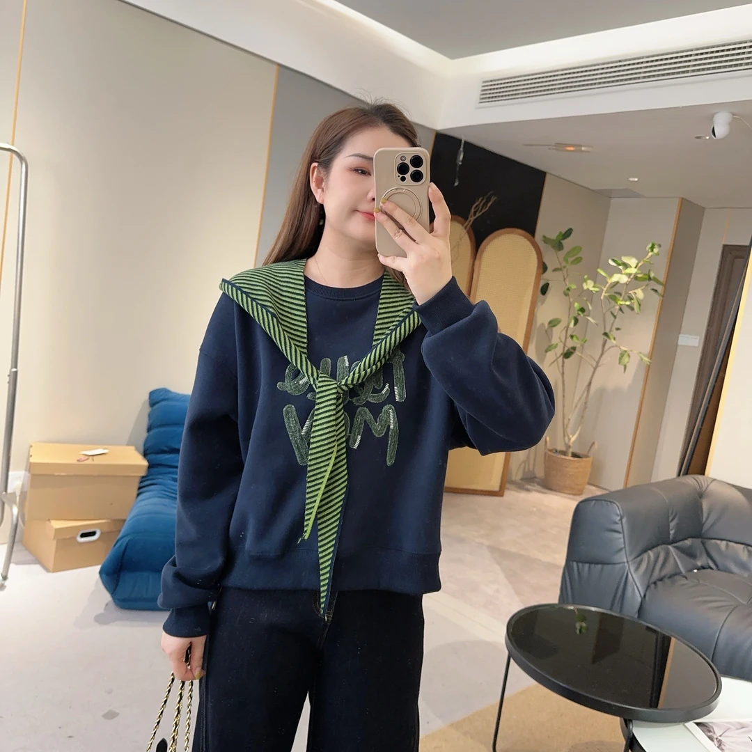 【欧加粒粒】时尚高品质字母印花配带帽披肩宽松长袖卫衣 J25092502