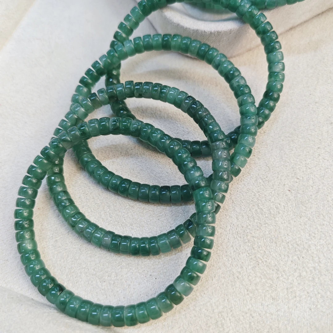 约3*6mm非洲翠手串随机发L060 qx