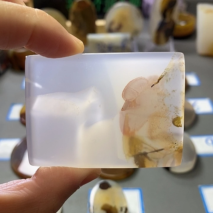 玛瑙/玉髓未镶嵌珠宝半成品55