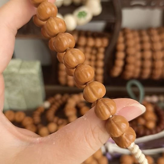 猴头核桃吊坠小p桃手持