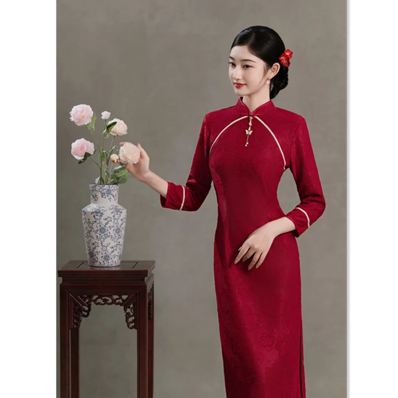 新中式旗袍敬酒服新娘2025新款红色结婚订婚旗袍礼服年轻款感