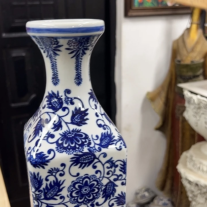 瓷片微瑕。。。。。。。。。。。。