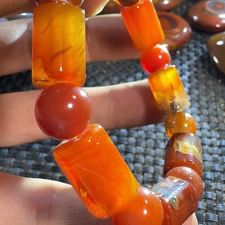 大***河玛瑙/玉髓未镶嵌颈饰