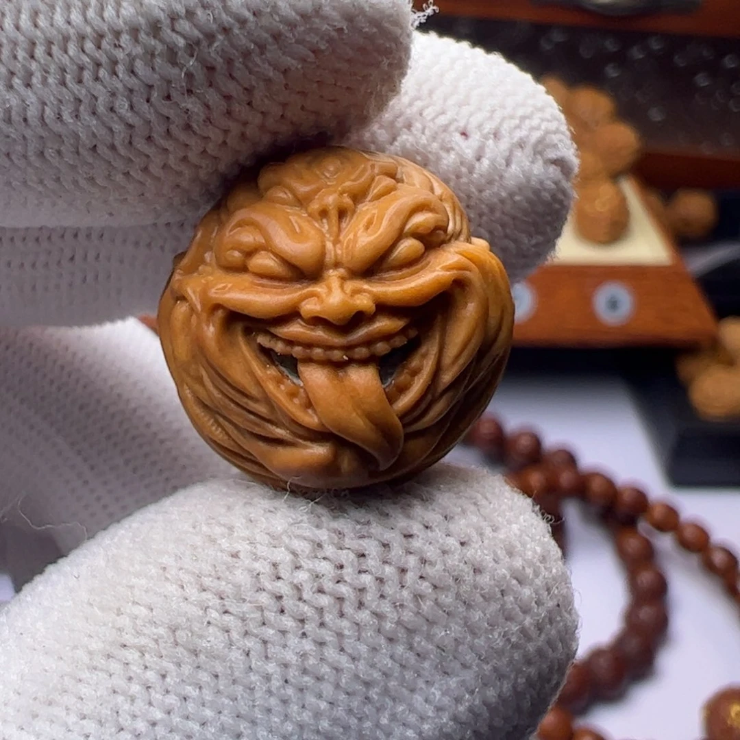 猴头核桃吊坠精工五目舔僧18