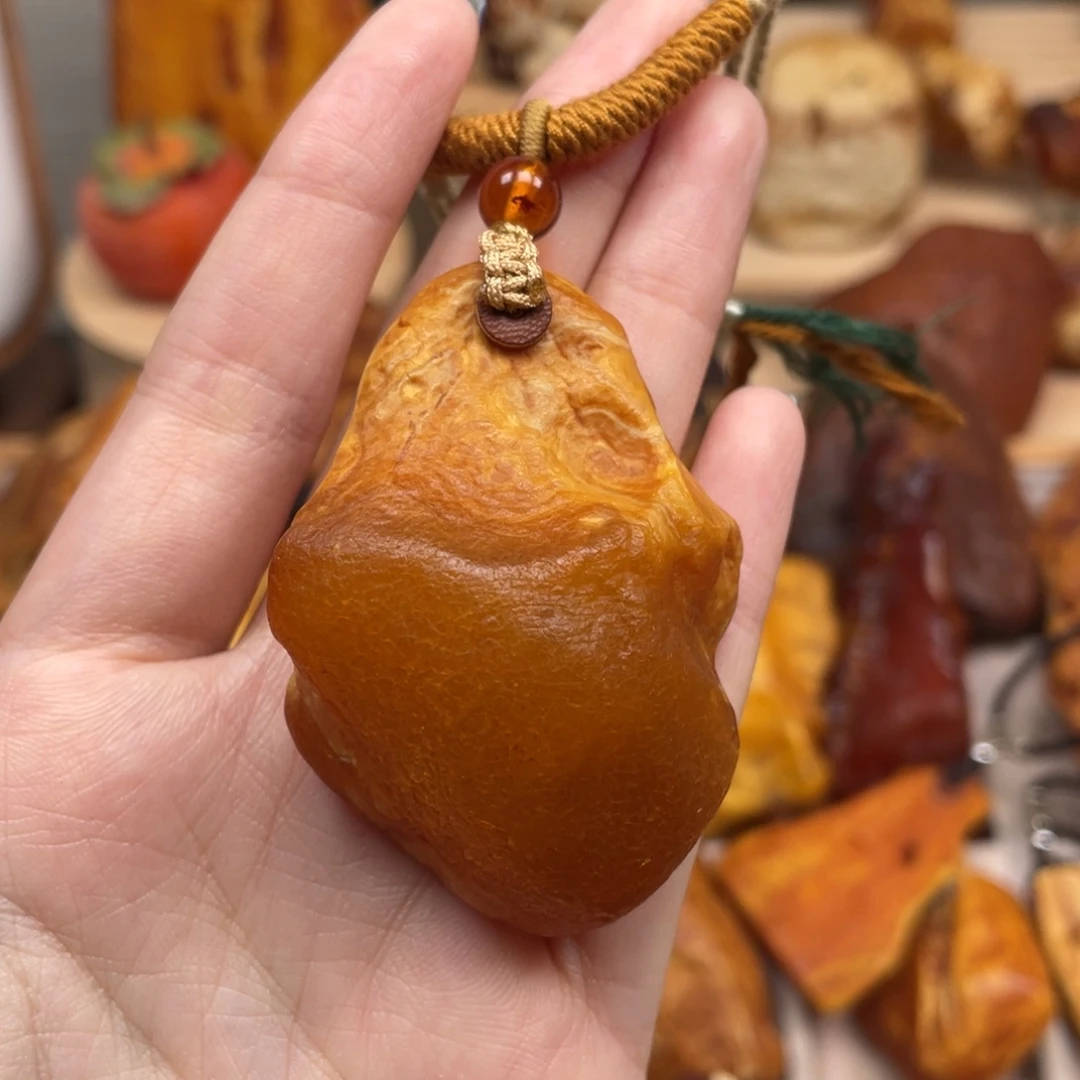 琥珀未镶嵌珠宝奇石