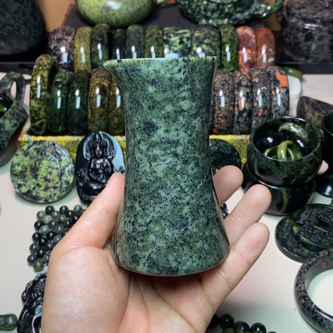 蛇纹石玉未镶嵌项链