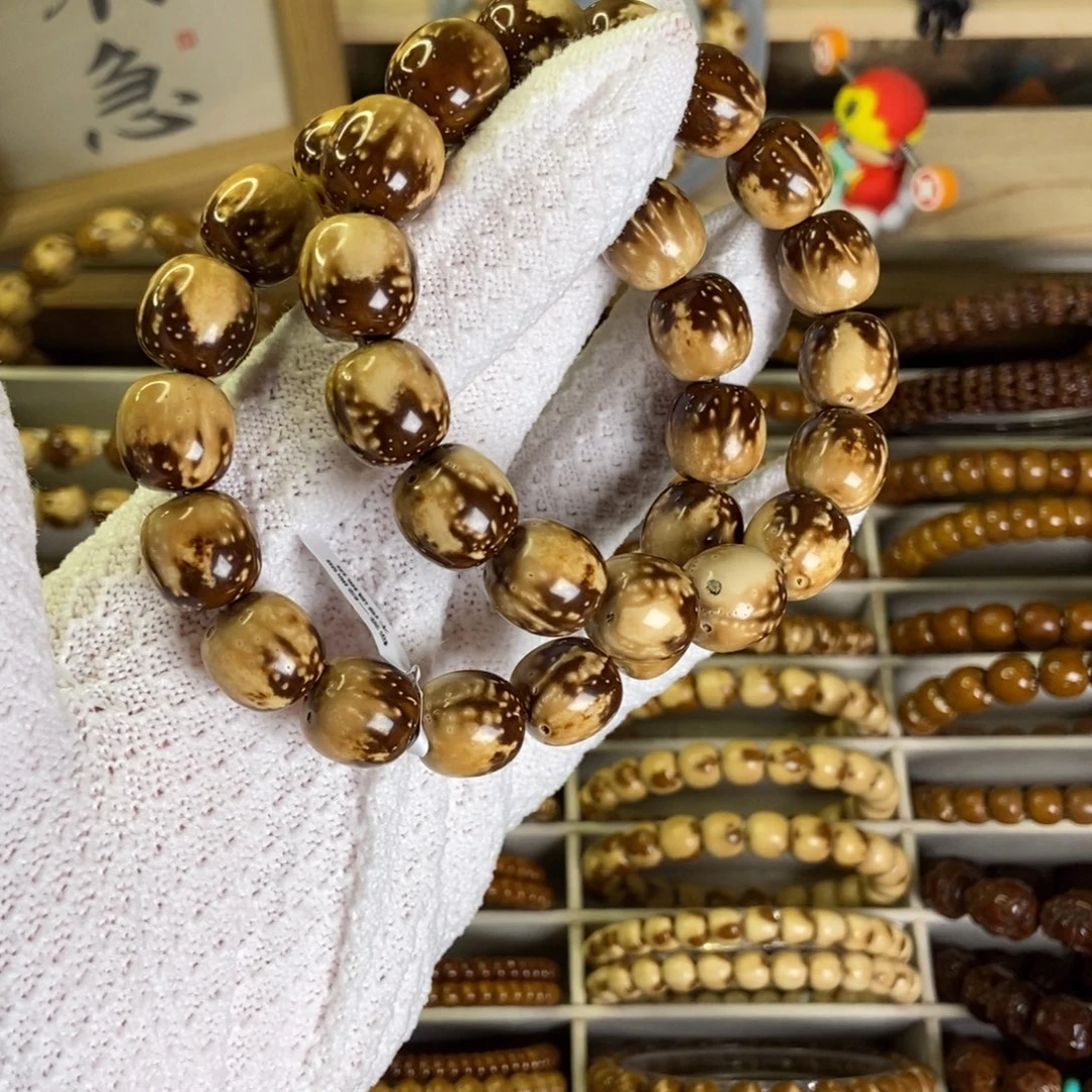 紫金鼠手串熔岩巧克力半实心老型