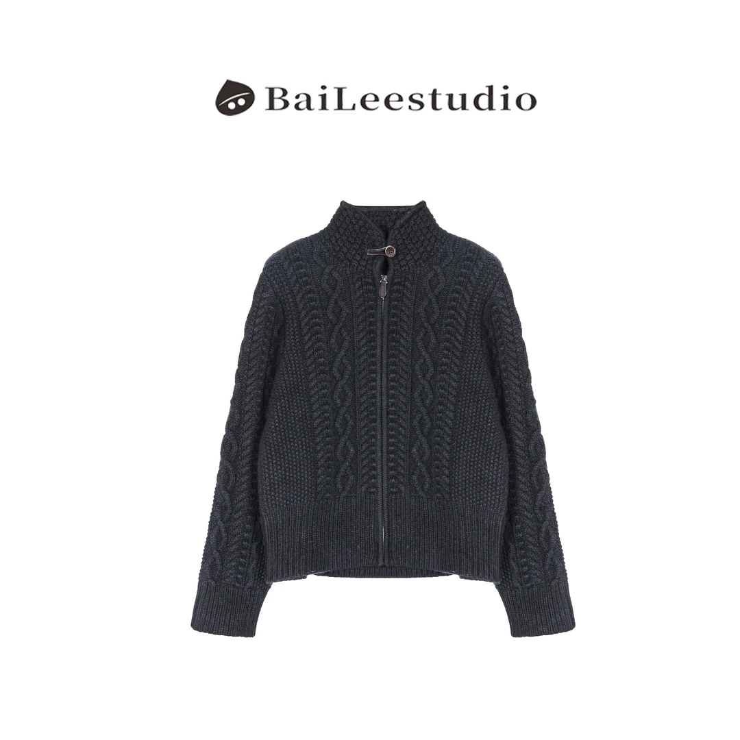 【柏栗良品】2025冬季新品~休闲风落肩长袖宽松型立领针织衫女22227