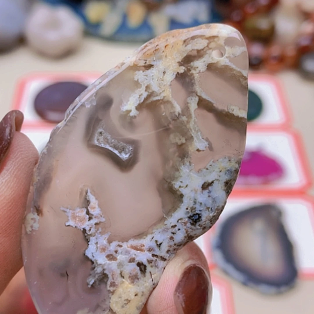 【闪购商品】未镶嵌玛瑙/玉髓珠宝半成品蝴*兰