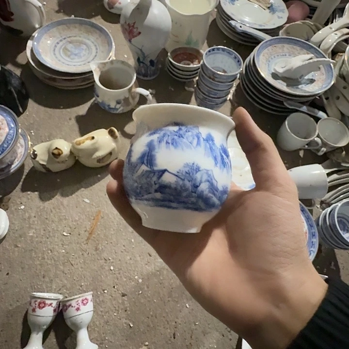 景德镇的陶瓷瓷器