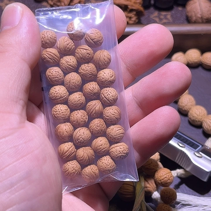 人***员手串桃核一号定制
