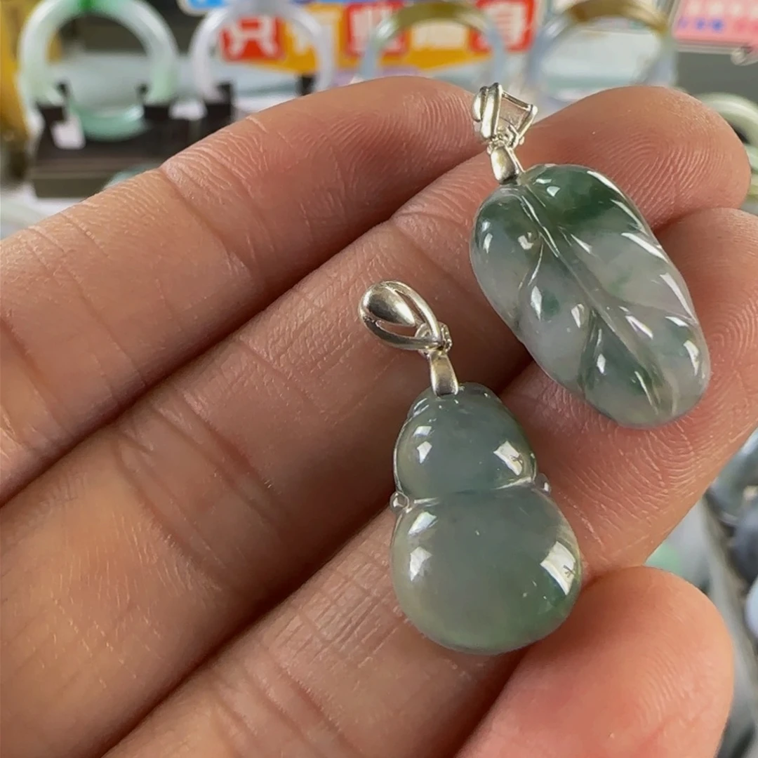 颈饰未镶嵌翡翠老坑