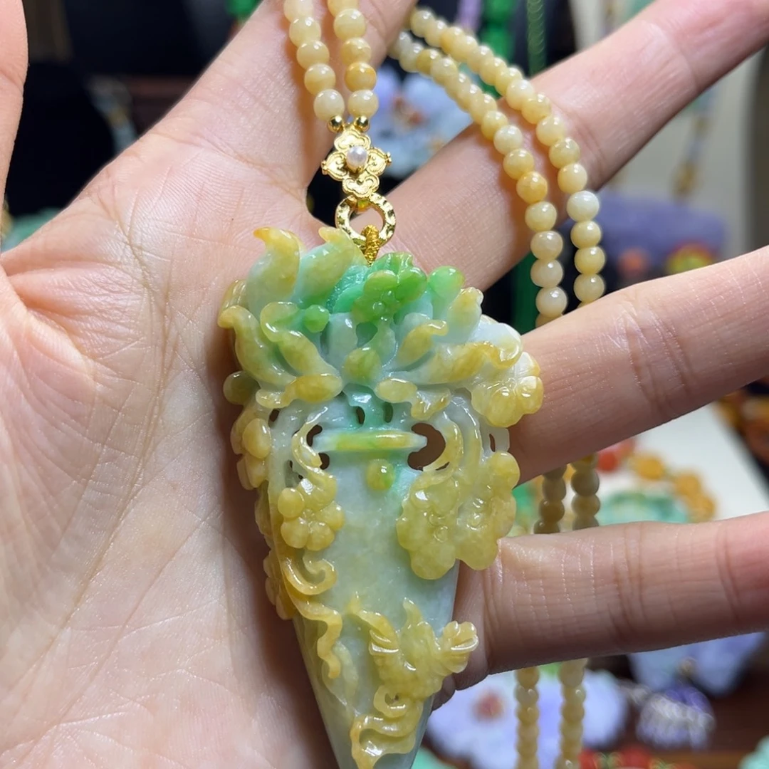 翡翠未镶嵌颈饰天然翡翠