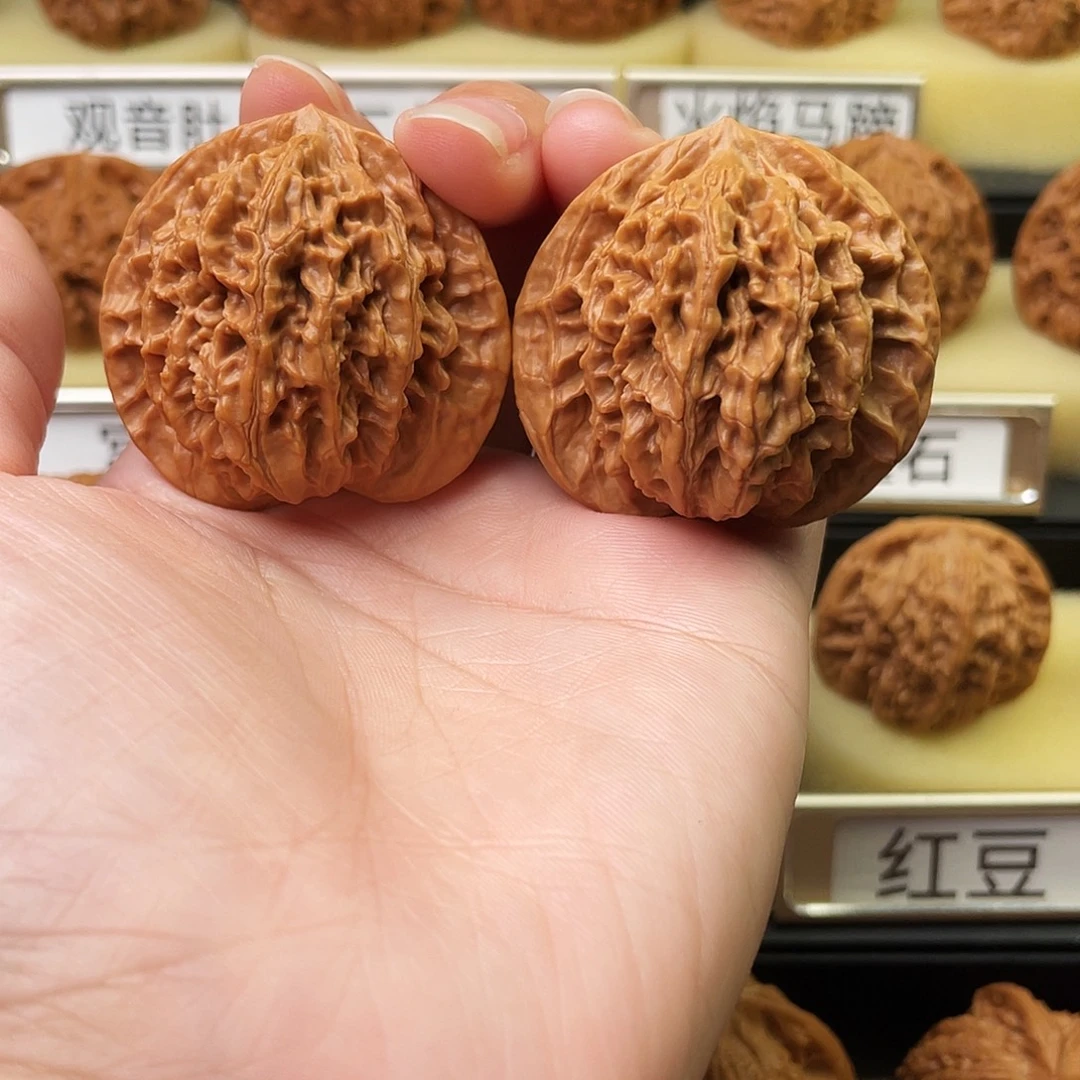 文玩核桃吊坠盘龙纹42尺924