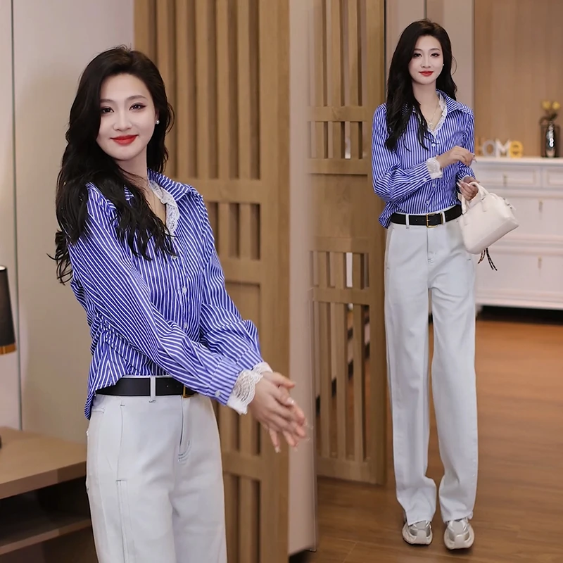 2025年春季法式蕾丝拼接蓝白竖条纹衬衫女设计感收腰显瘦衬衣上衣