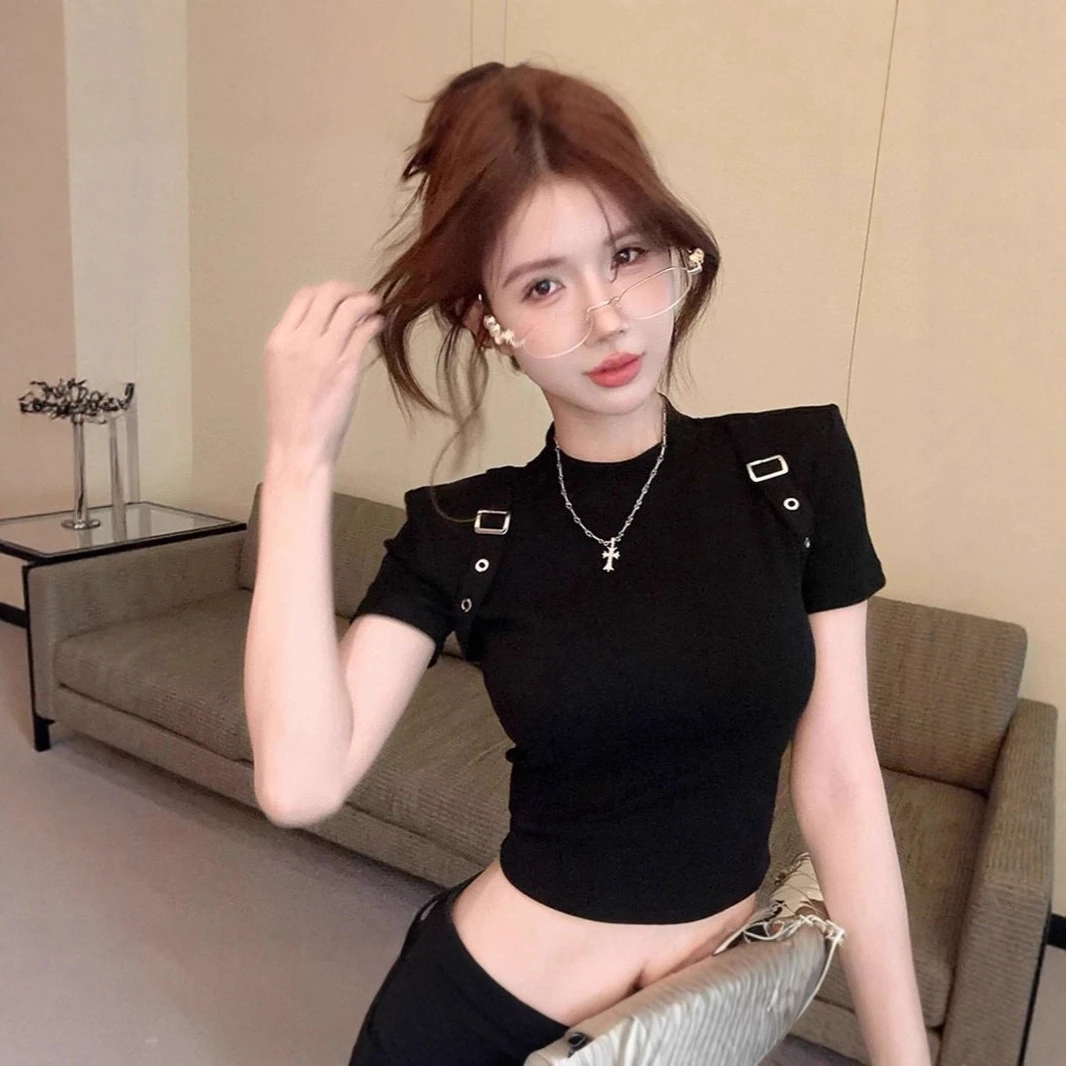 美式高级感黑色正肩短袖t恤女夏季新款别致修身露脐辣妹短款上衣
