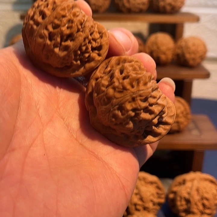 文玩核桃吊坠宫灯