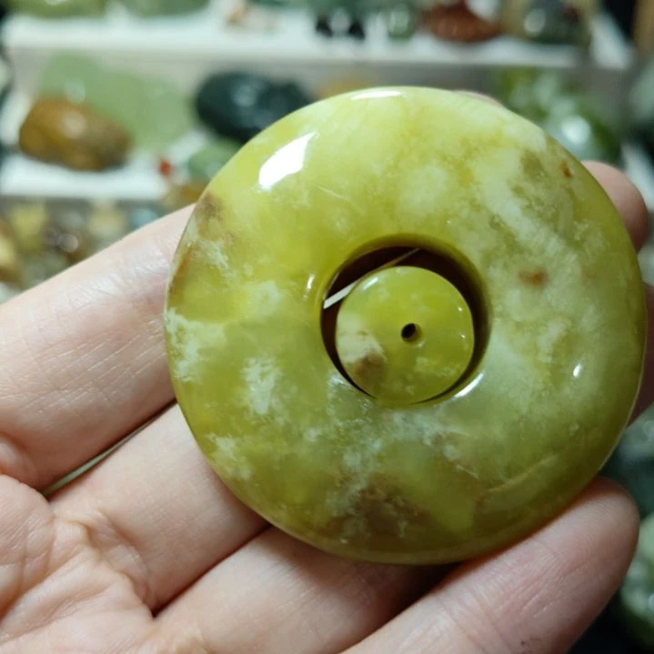 岫玉平安扣未镶嵌