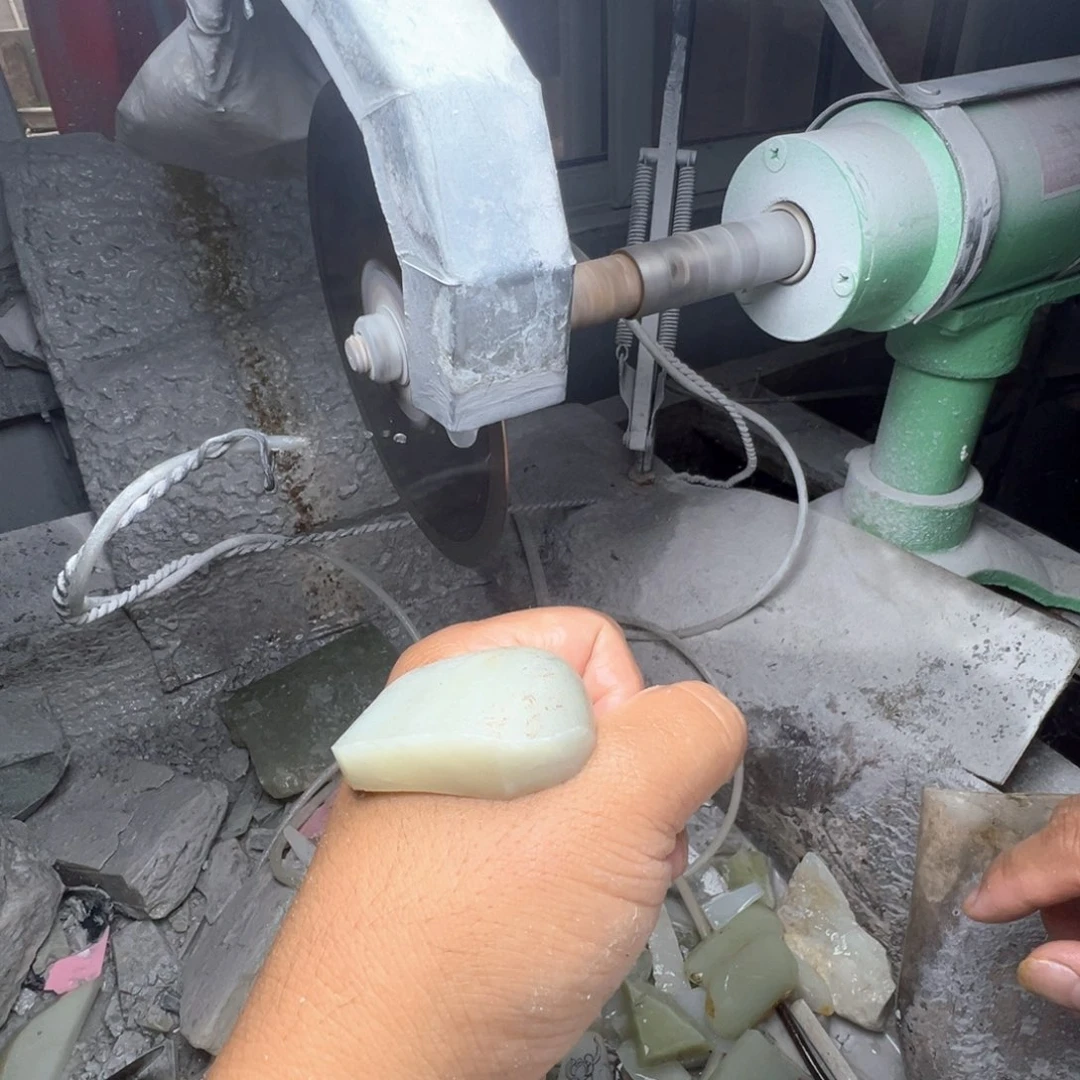 挂件未镶嵌定制和田玉江