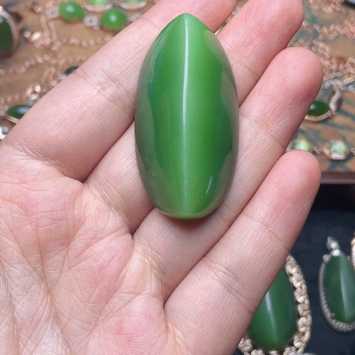 和田玉（碧玉）未镶嵌吊坠(不含链)裸面