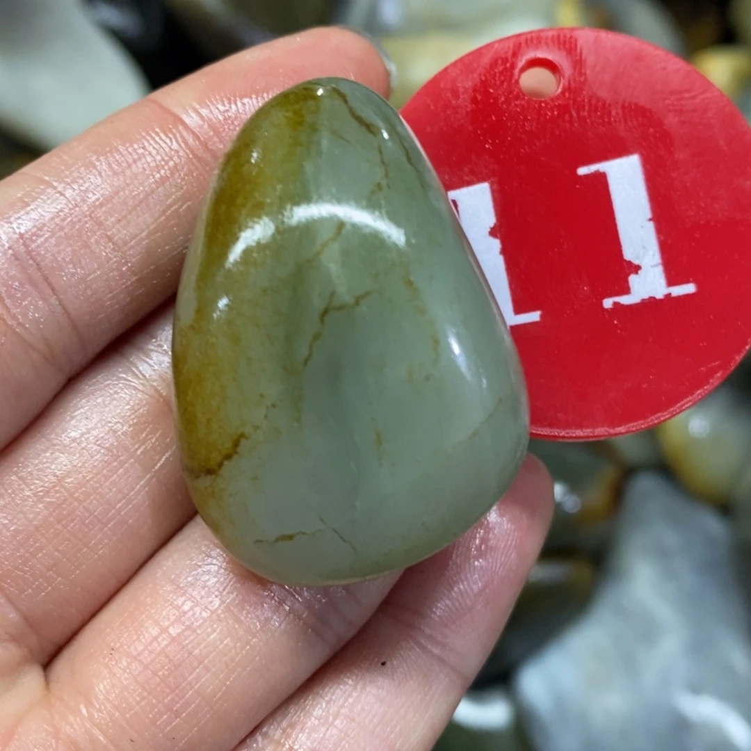 未镶嵌和田玉挂件