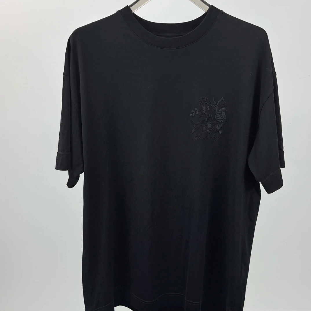 99新 Givenchy/纪梵希 GIVENCHY纪梵希刺绣LOGO短袖 M码 13781