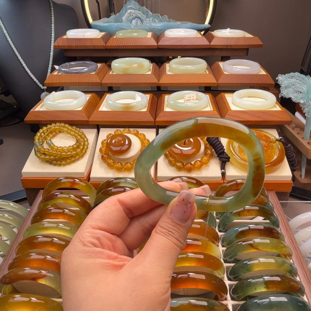 蛇纹石玉未镶嵌55-56