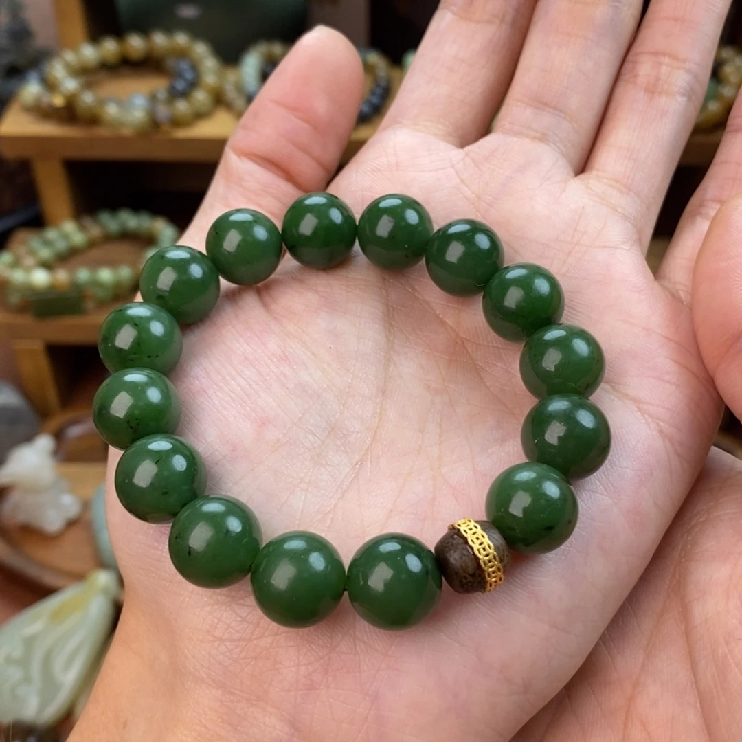 木***子和田玉（碧玉）未镶嵌颈饰