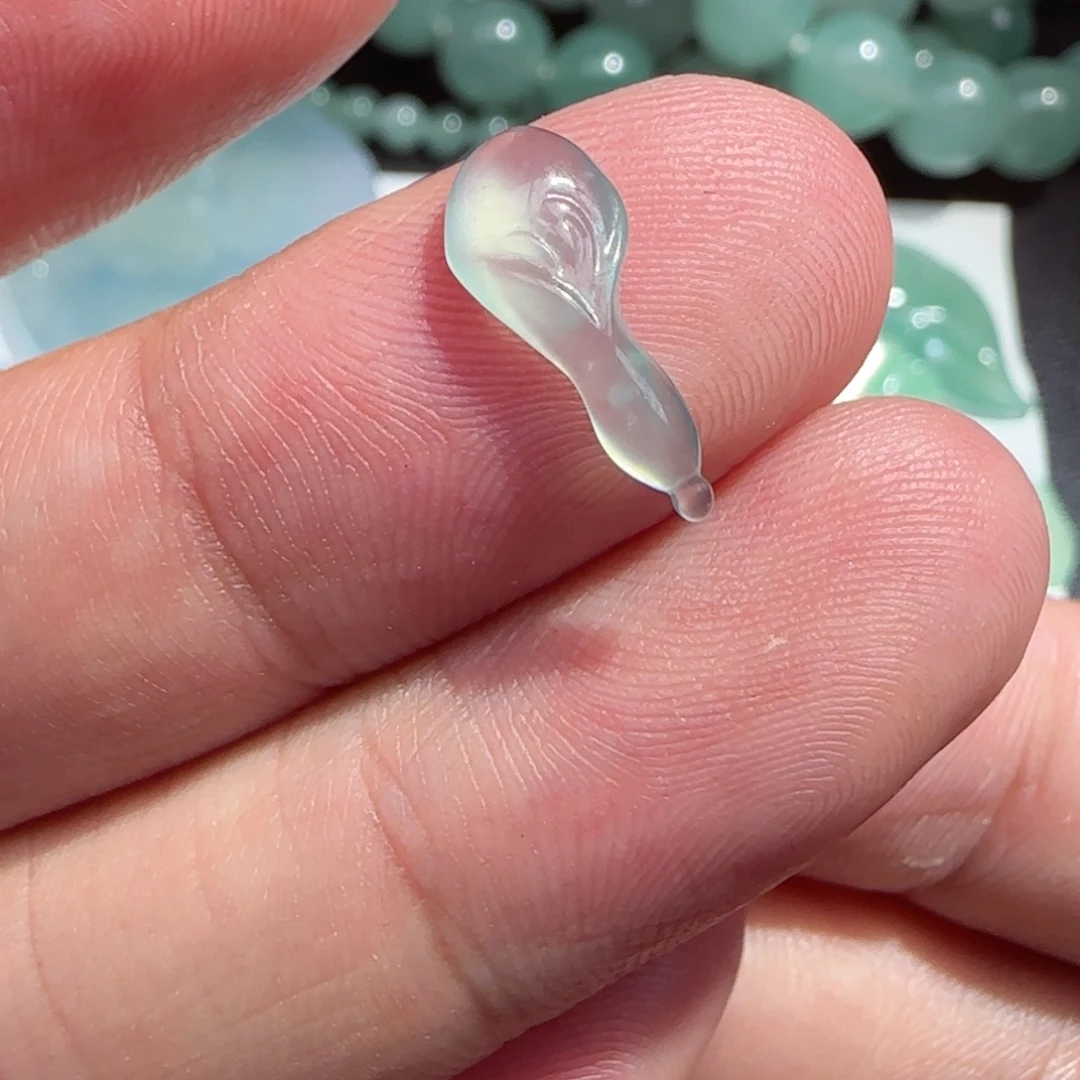 定制翡翠未镶嵌天然翡翠