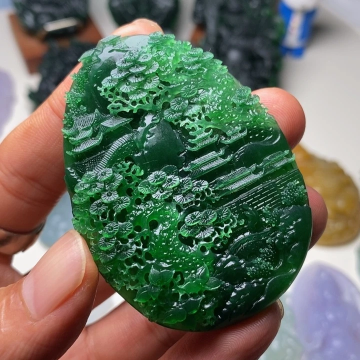 定制翡翠未镶嵌天然A货翡翠山水