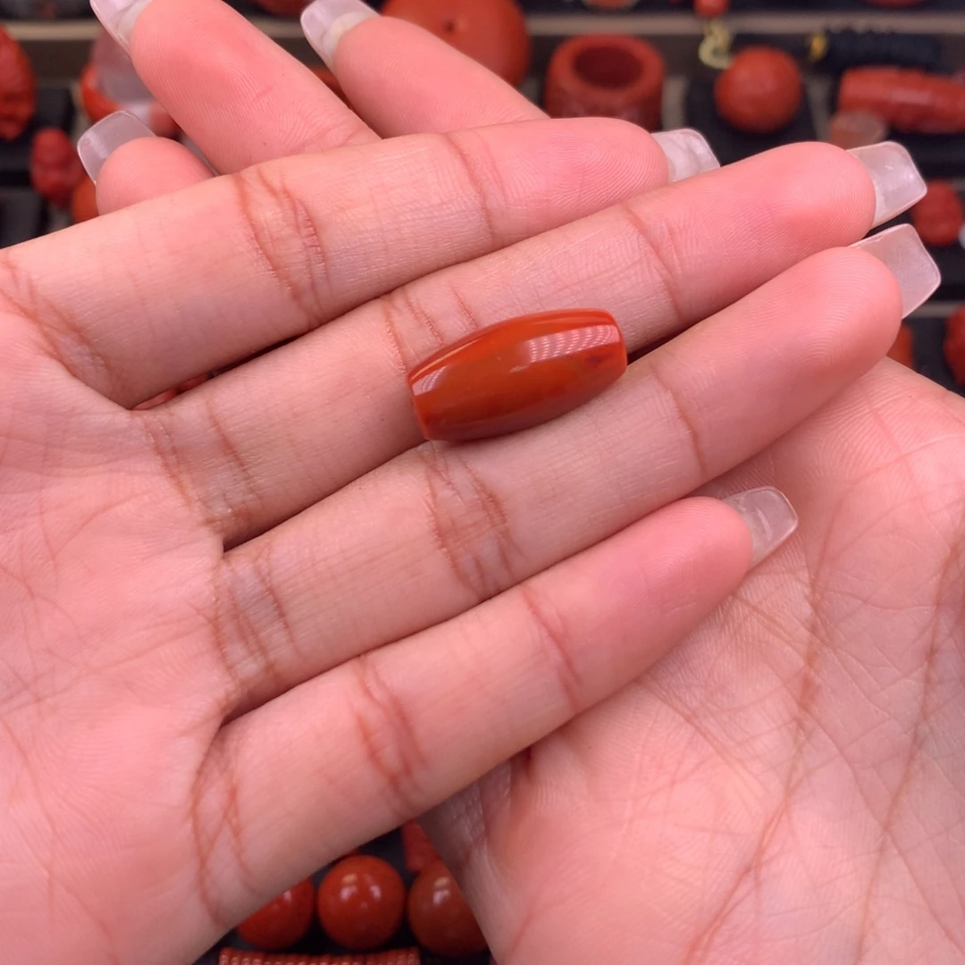 南红玛瑙未镶嵌桶珠10+