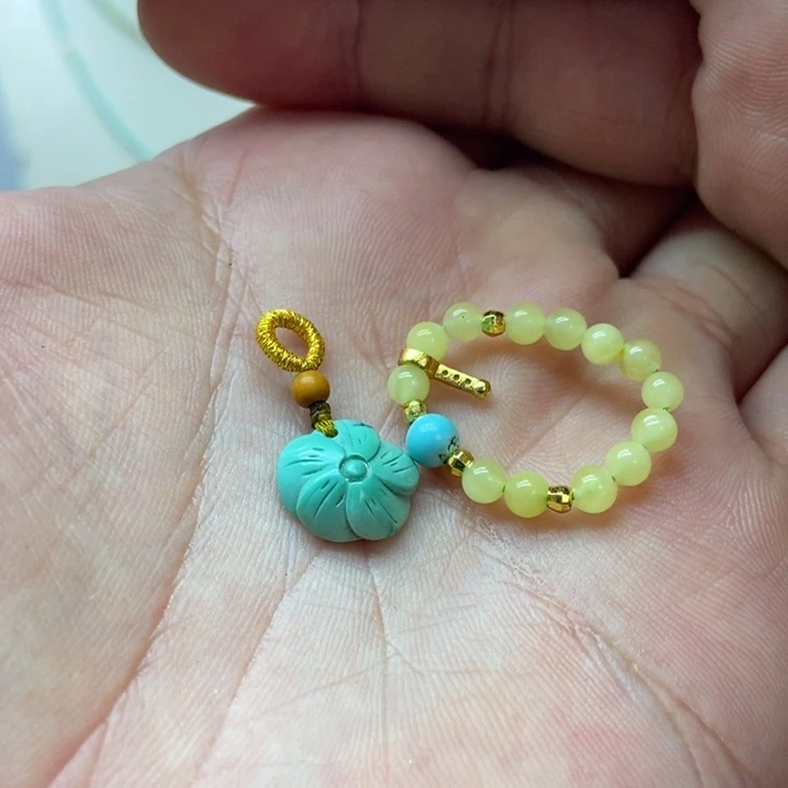 未镶嵌琥珀裸石配饰