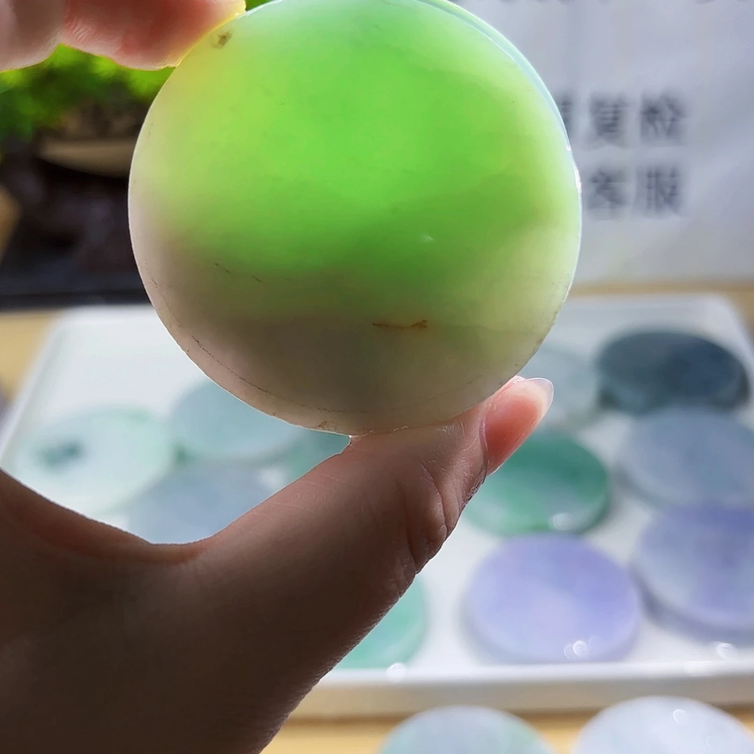 翡翠未镶嵌颈饰翡翠A货丹