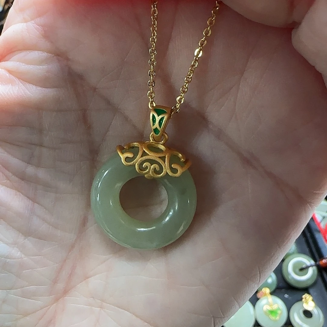 吊坠(赠链)银S925镶嵌和田玉