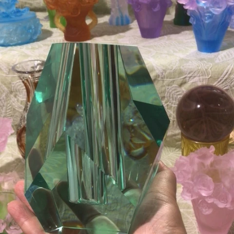 有机玻璃微瑕水晶花瓶