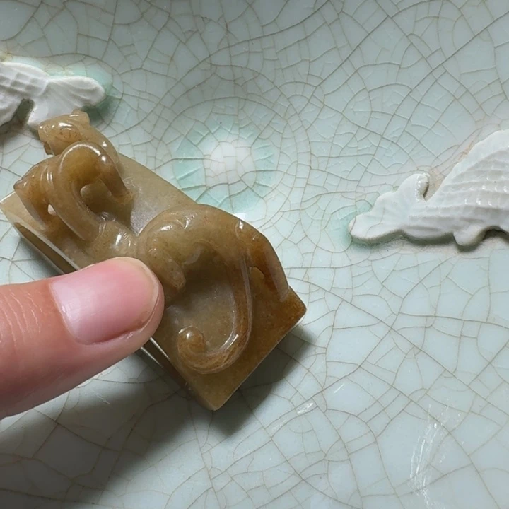 康***1瓷片双鱼青瓷开片大碗