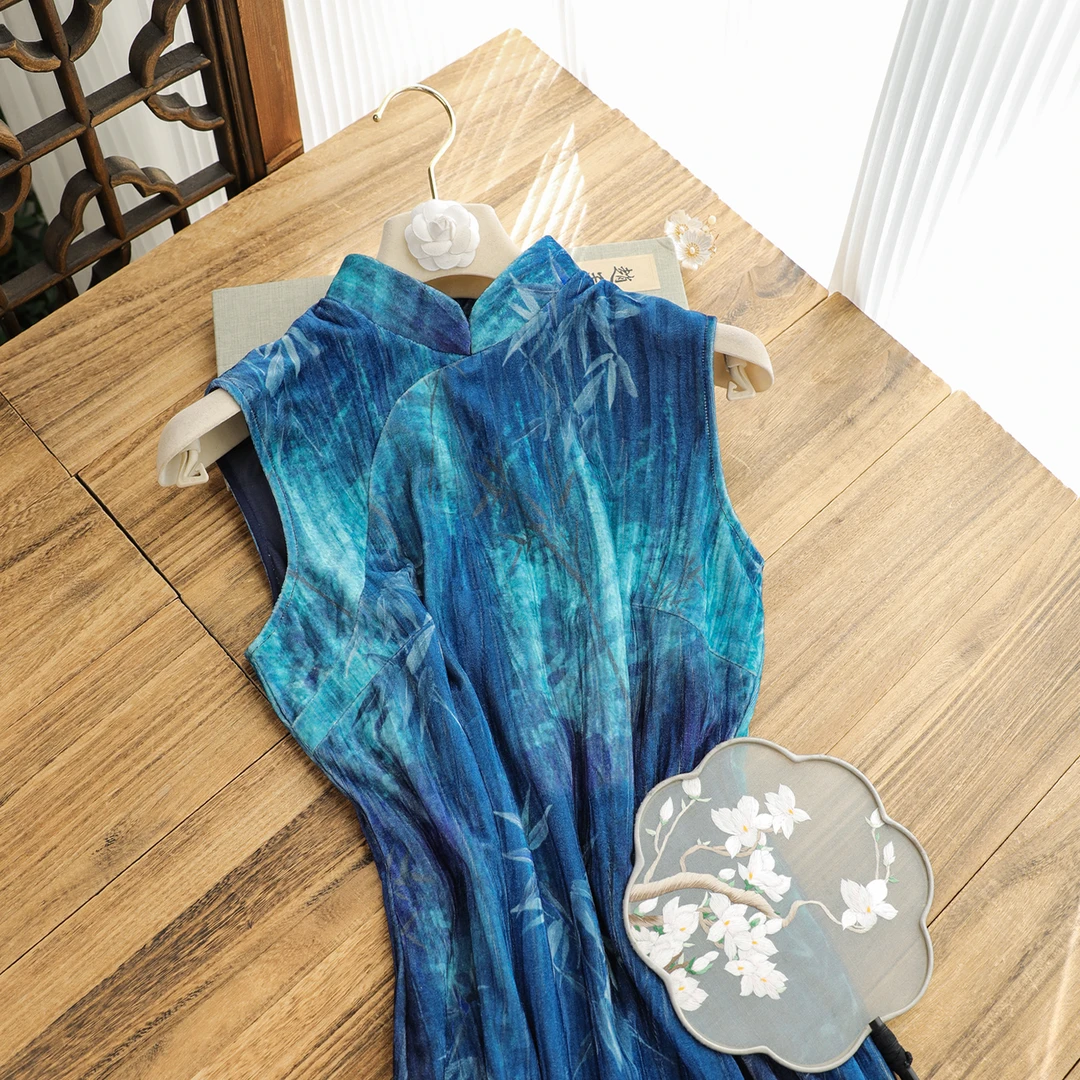 俏娘鱼蓝色复古新中式无袖旗袍女2025秋冬新款改良日常可穿年轻款